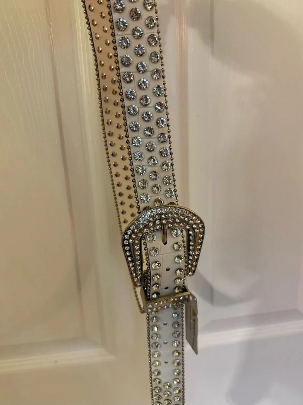 NWT White Crocodile Textured Rhinestone Belt